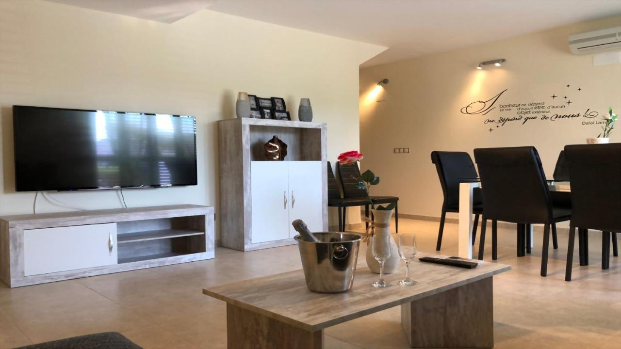 Impresionante Alojamiento Compuesto Por 2 Chalets Adosados De Lujo Para 14 Personas Piscina Con Circuito Spa San Jorge  Buitenkant foto