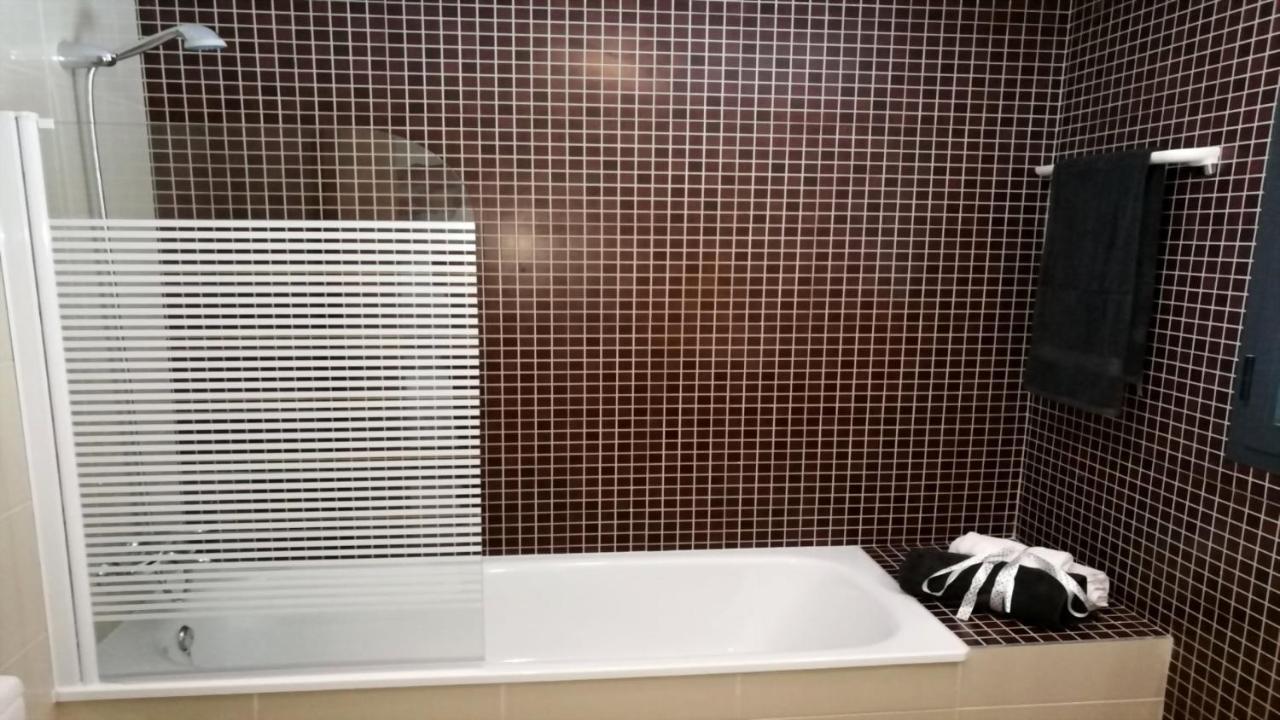Impresionante Alojamiento Compuesto Por 2 Chalets Adosados De Lujo Para 14 Personas Piscina Con Circuito Spa San Jorge  Buitenkant foto